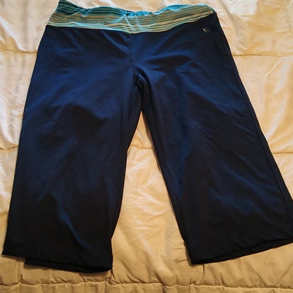 Yoga set - Picture 3 of 3